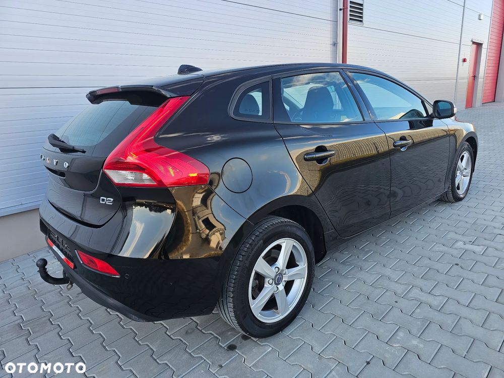 Volvo V40 D2 Kinetic - 12
