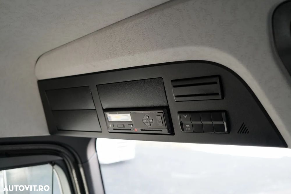 Mercedes-Benz AROCS 2640 / 6x4 / LIVRARE - 6,5 M / HIAB 144 HDS / Extensie: 12,5 M / EURO 6 / RADIOCOMANDĂ / ROTATOARE / - 33