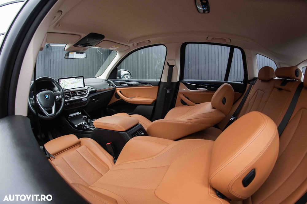 BMW X3 xDrive20d AT Luxury Line - 8