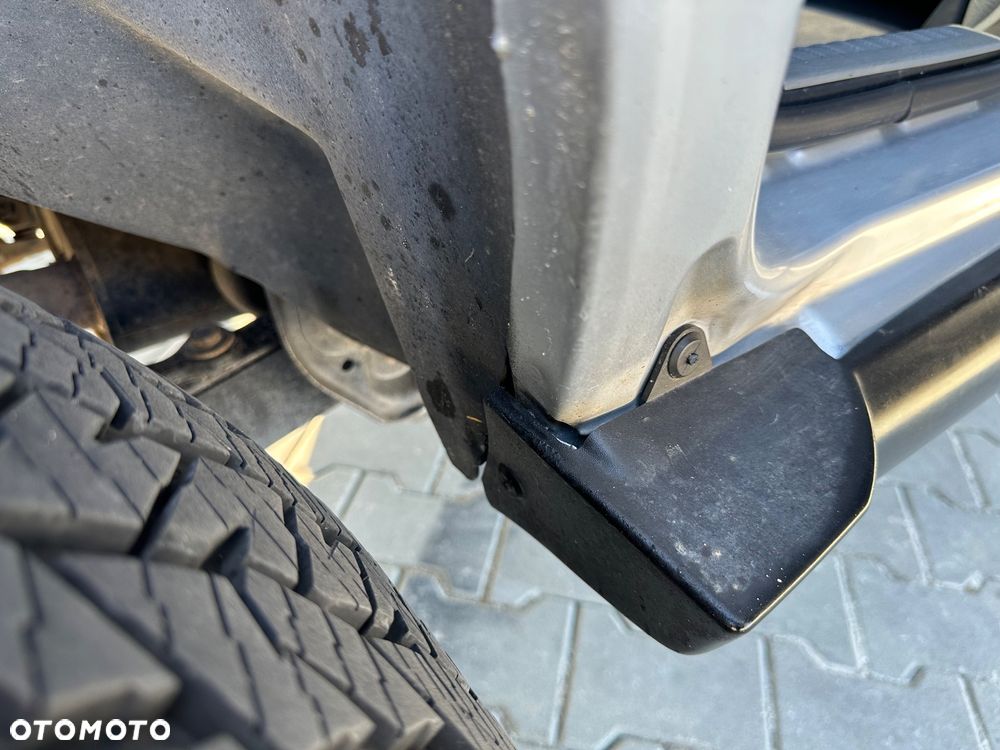 Jeep Cherokee 2.8 CRD Limited - 34