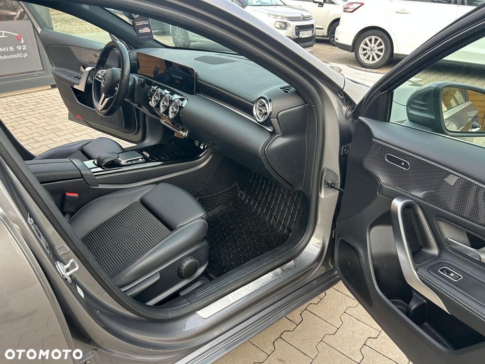 Mercedes-Benz Klasa A 200 7G-DCT Edition 2020 - 28