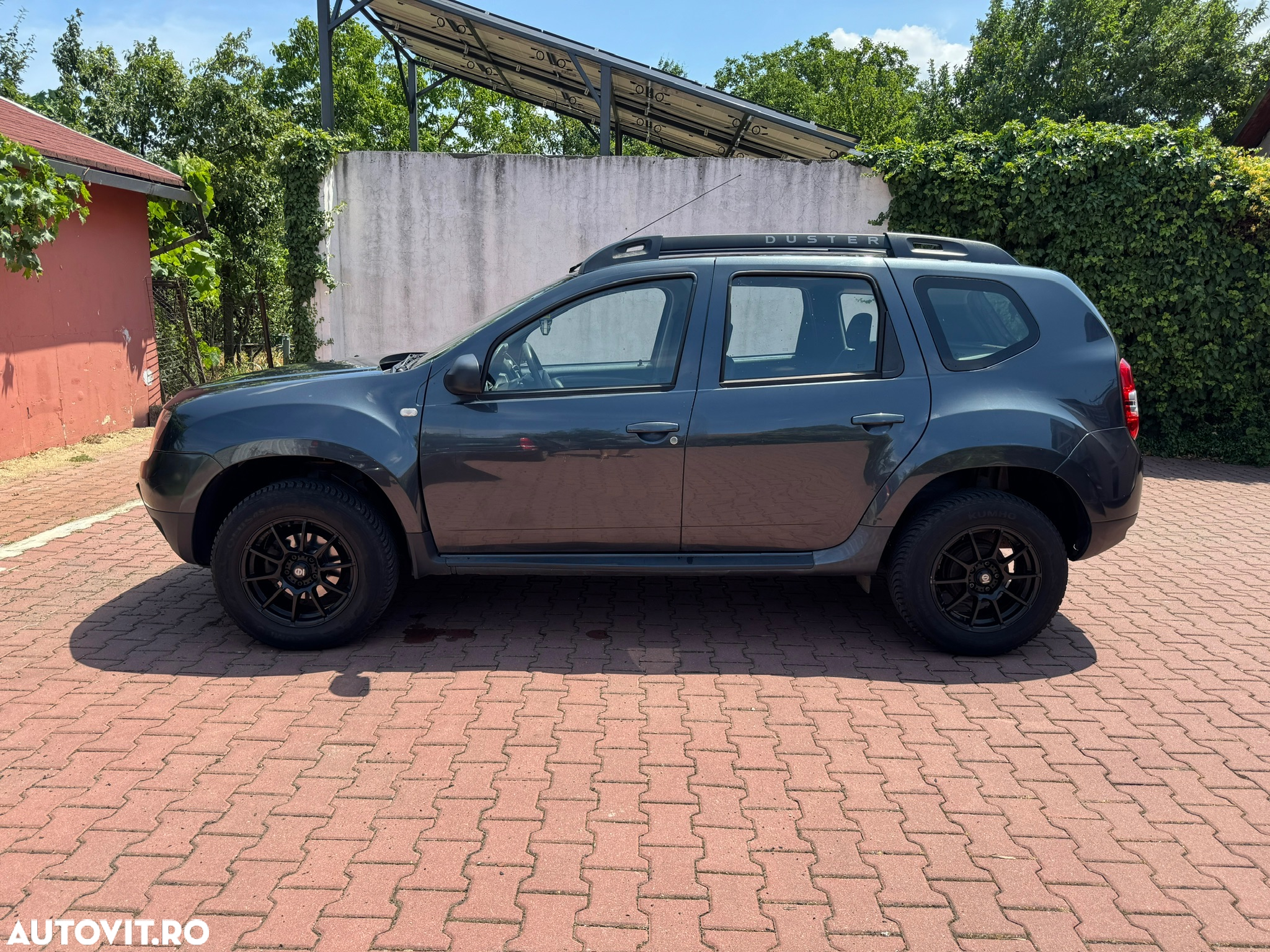 Dacia Duster 1.6 4x2 Laureate - 6