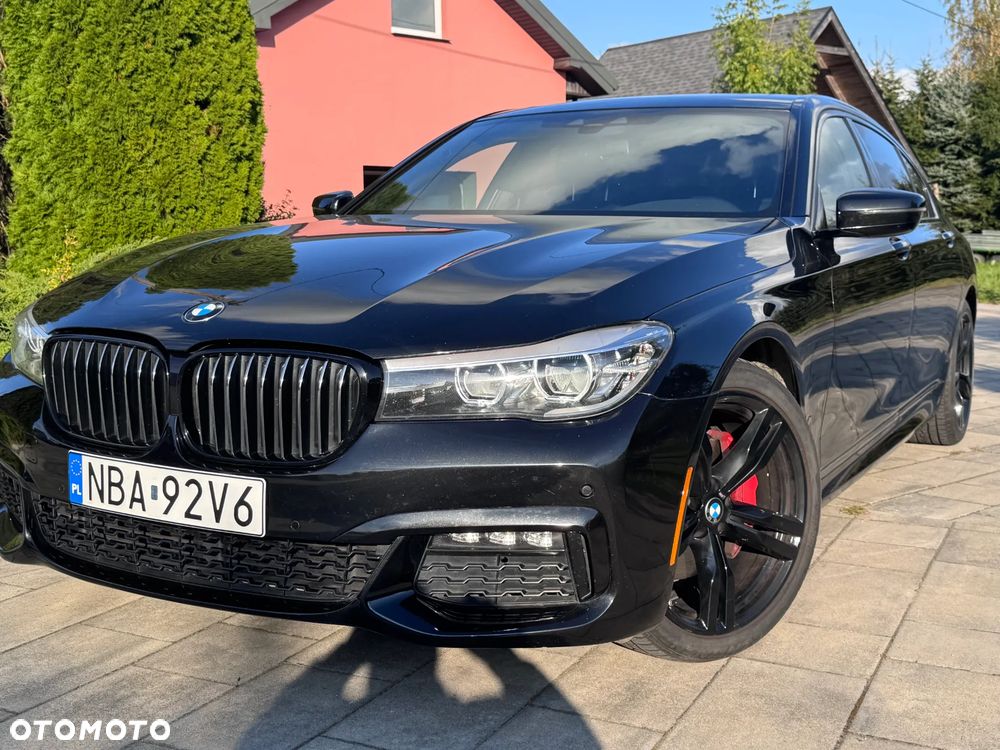 BMW Seria 7 740i - 1
