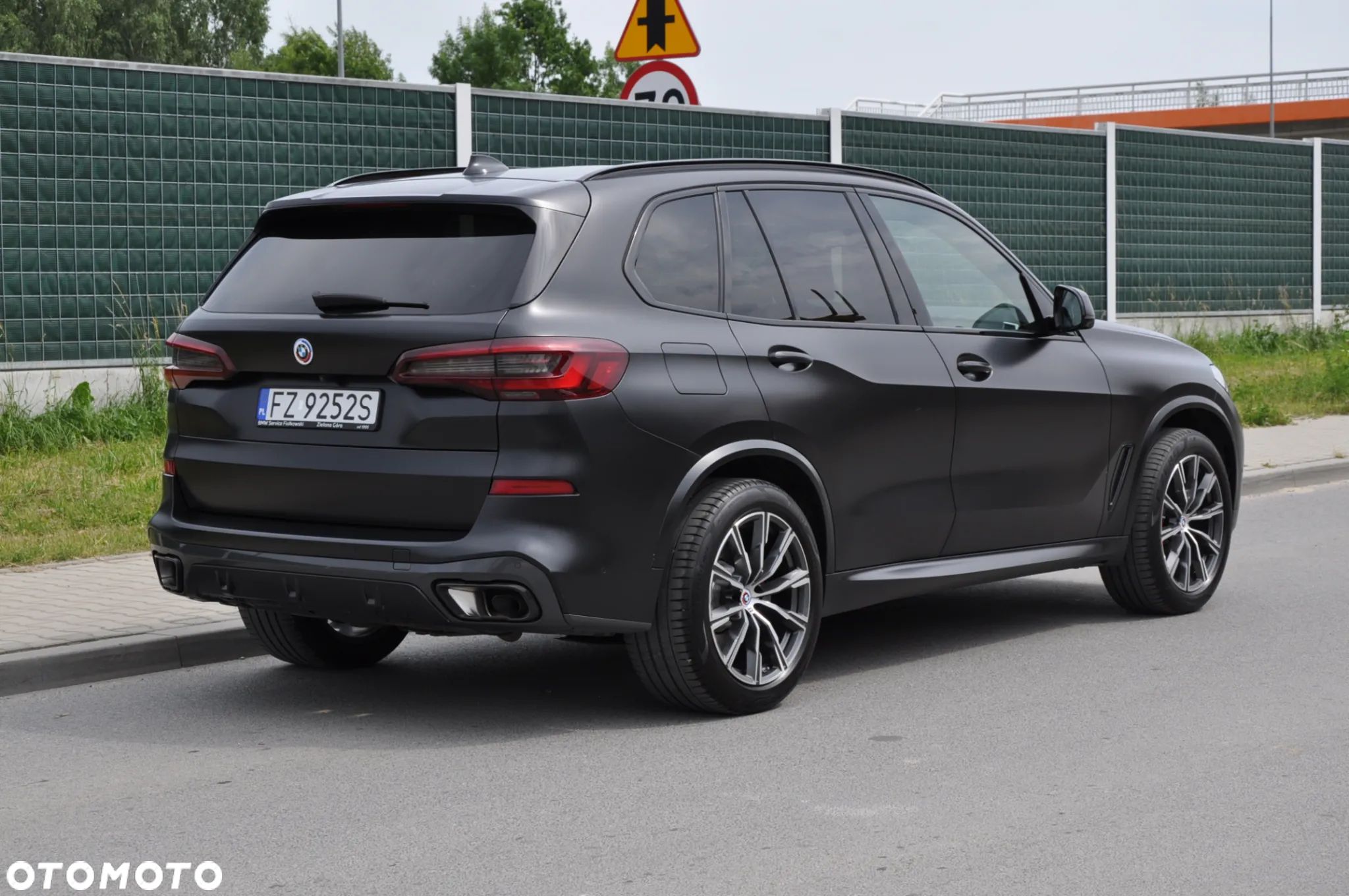 BMW X5 - 25