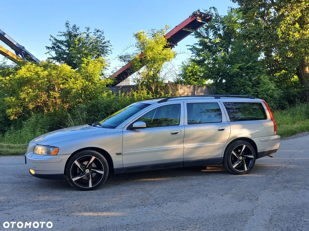 Volvo V70 2.4 - 22