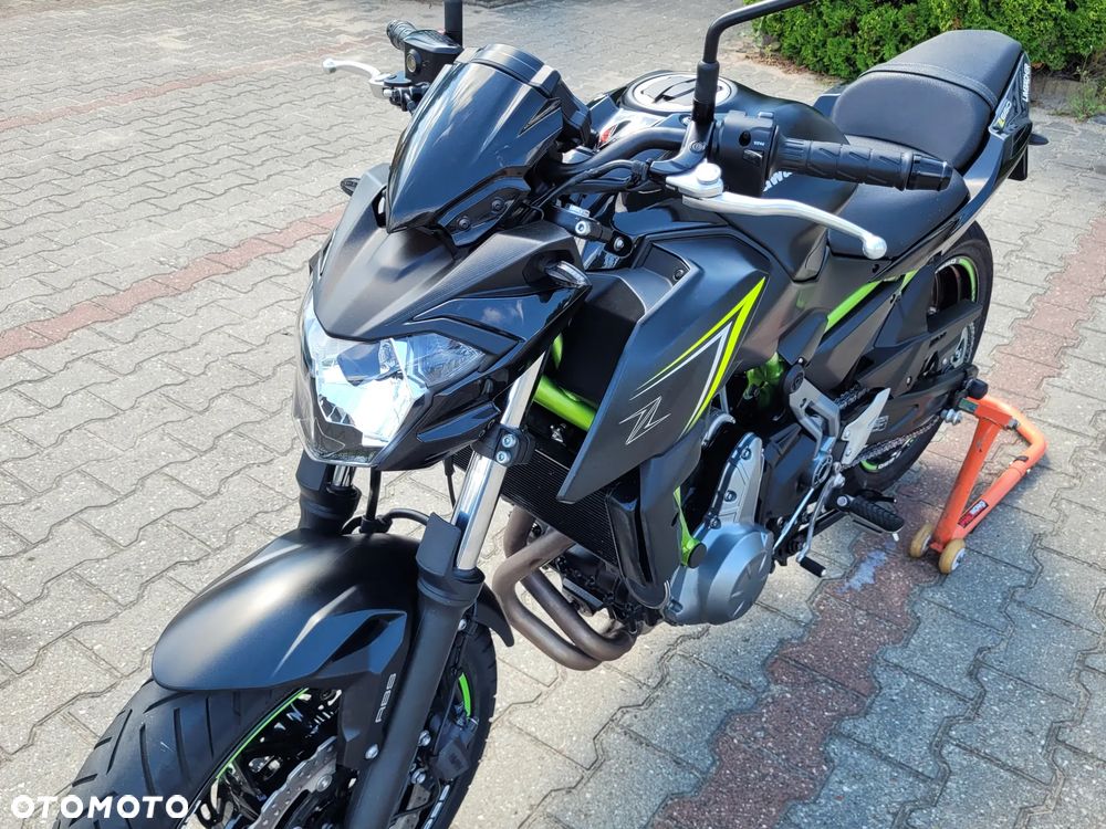 Kawasaki Z 650 - 11
