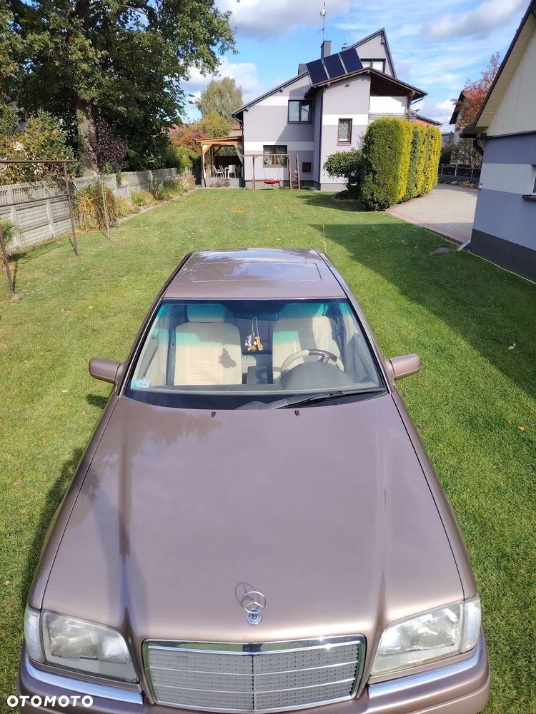 Mercedes-Benz Klasa C - 12