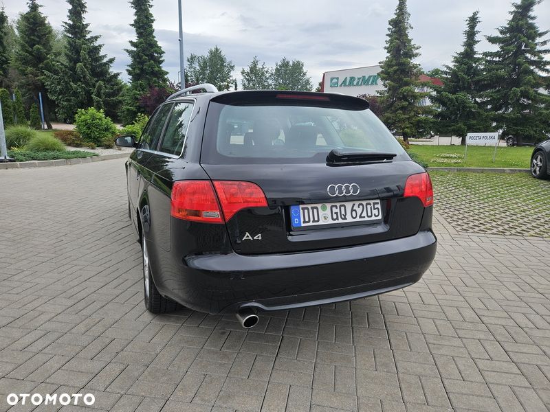 Audi A4 Avant - 14
