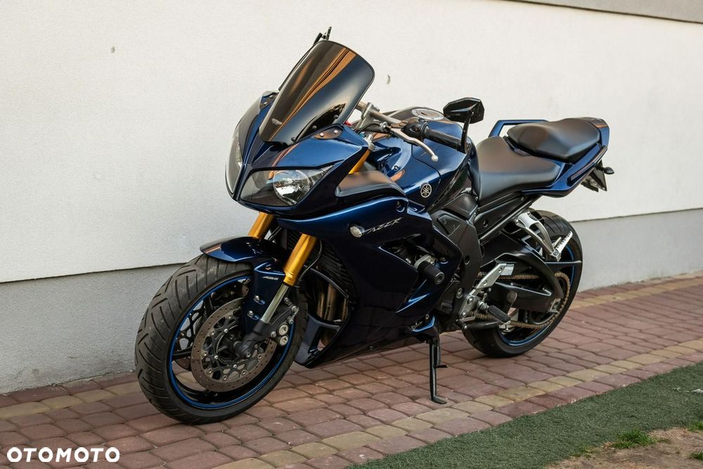 Yamaha FZ - 7