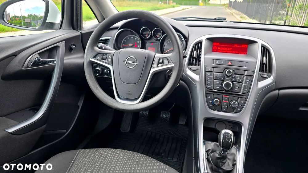 Opel Astra 1.4 ecoFLEX - 11