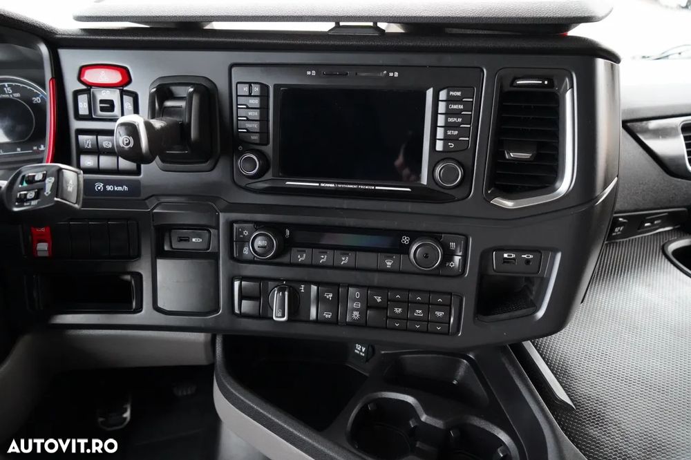 Scania S 580 / V8 / RETARDER / I-PARK COOL / COMPLET AIRMATIC / JANTE DIN ALIAJ / PIELE / - - 25