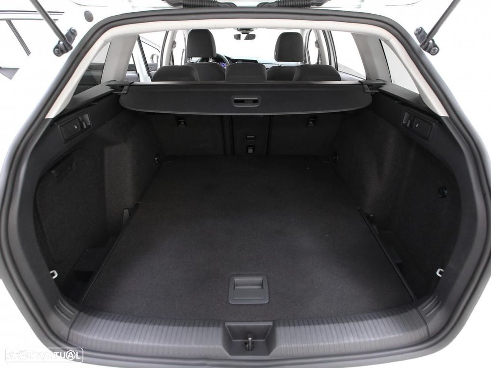 VW Golf Variant 2.0 TDi SCR DSG Comfortline - 14