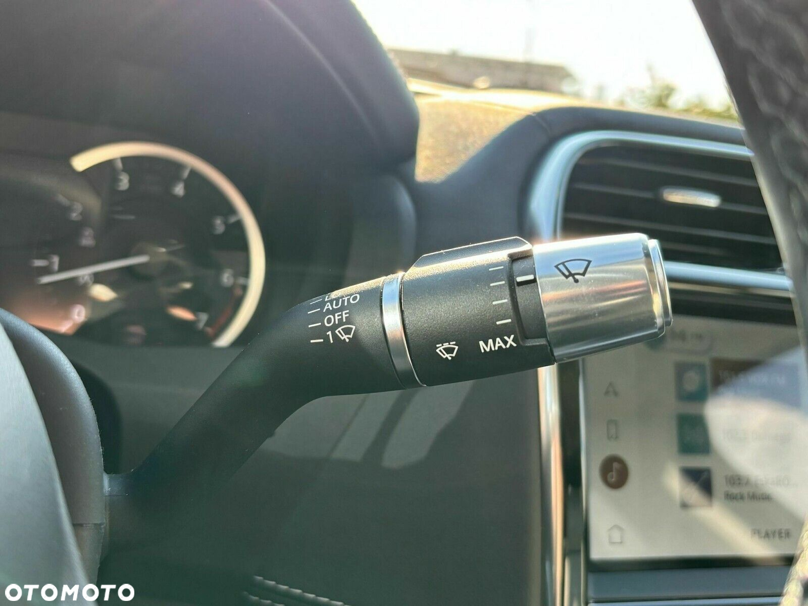 Jaguar XE 2.0 P250 R-Dynamic Black - 23