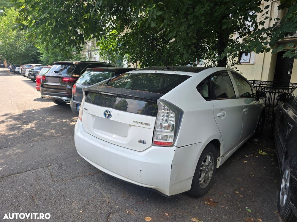 Toyota Prius HSD Luna - 3
