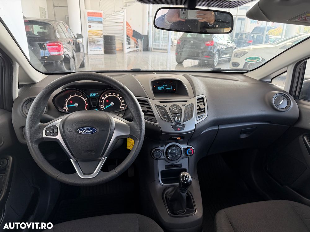 Ford Fiesta 1.25 Champions Edition - 8