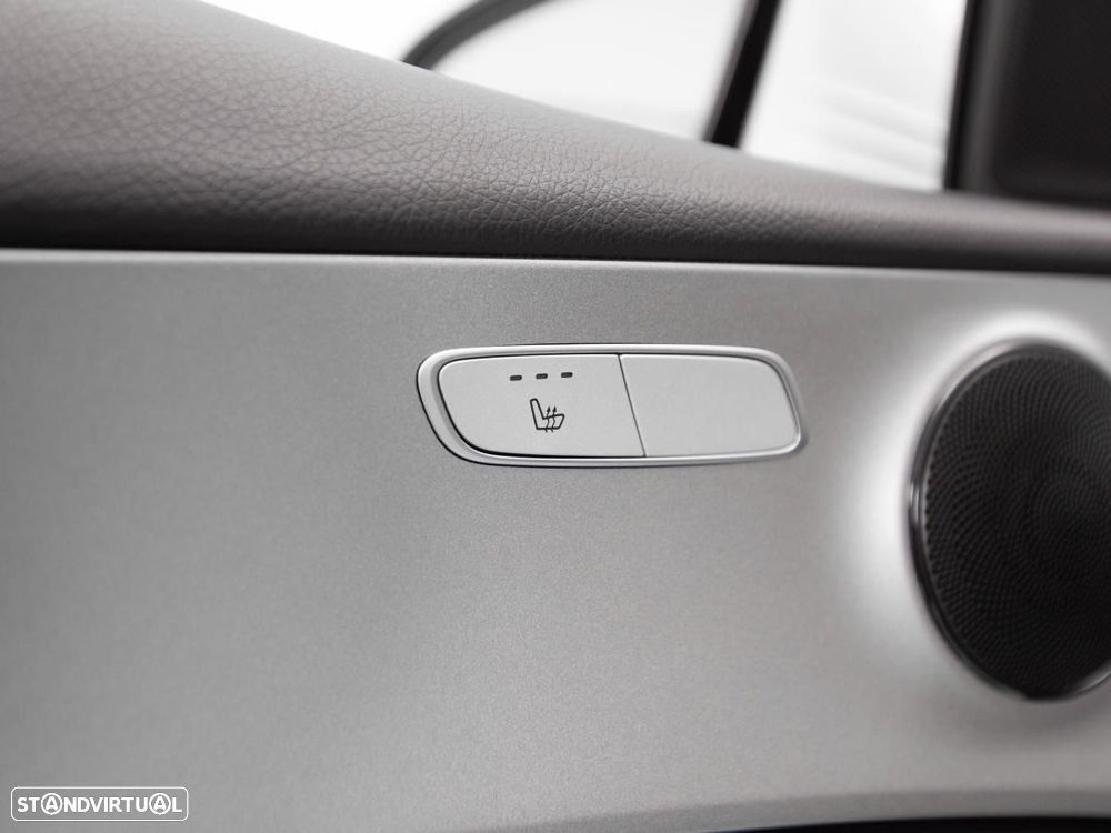 Mercedes-Benz E 300 de 9G-TRONIC - 17