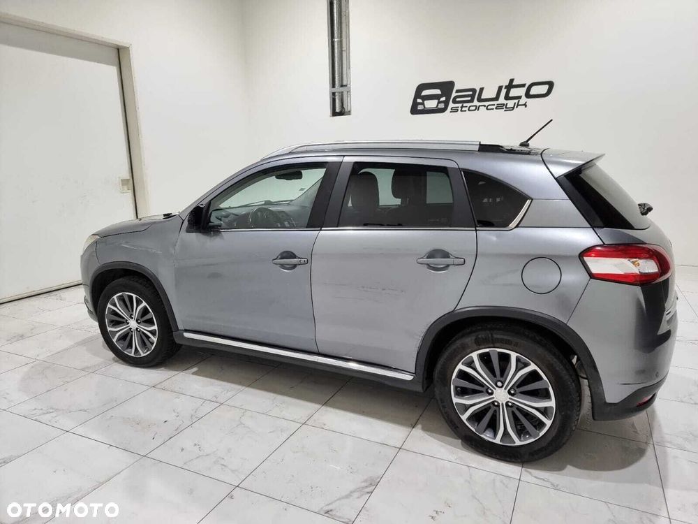 Peugeot 4008 - 5