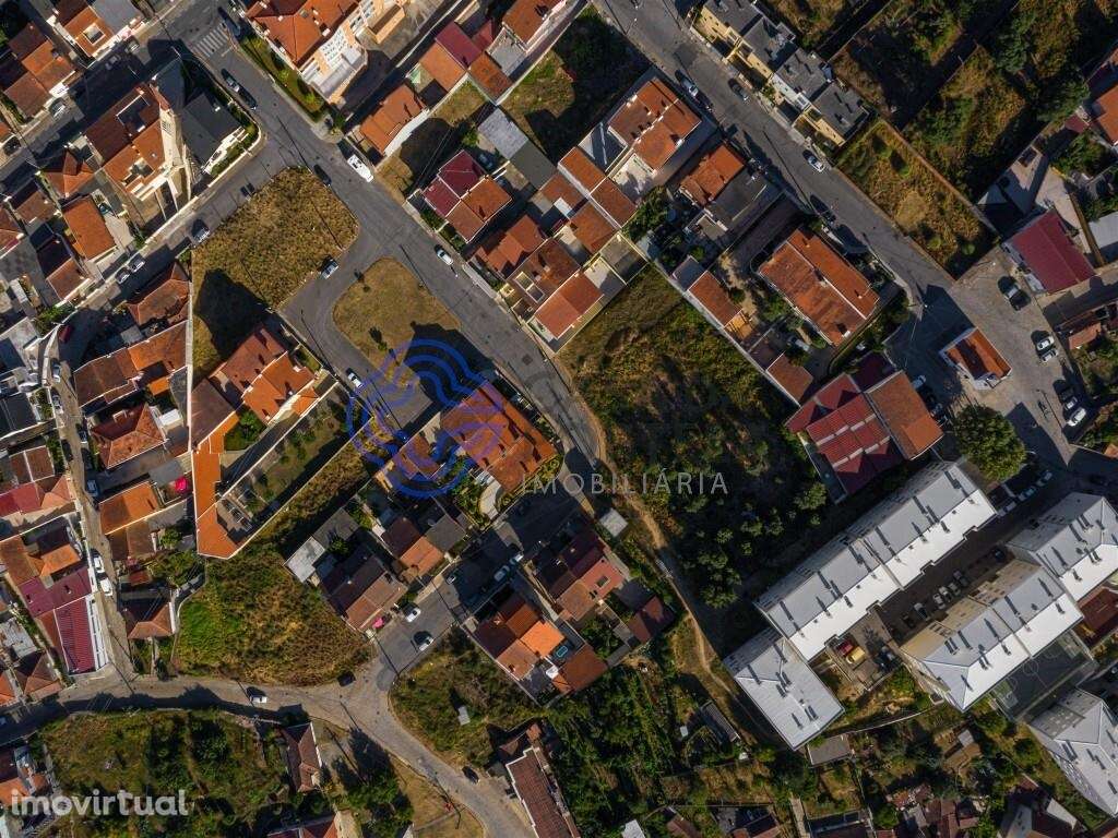 Terreno urbano - Grande imagem: 2/14