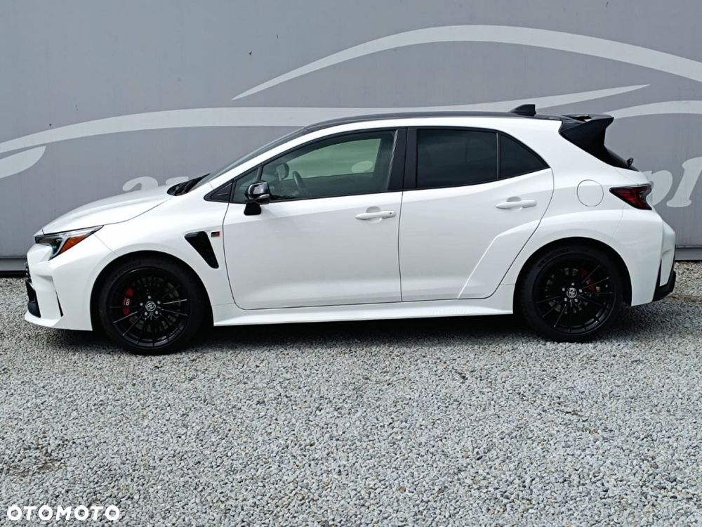 Toyota GR Corolla - 17
