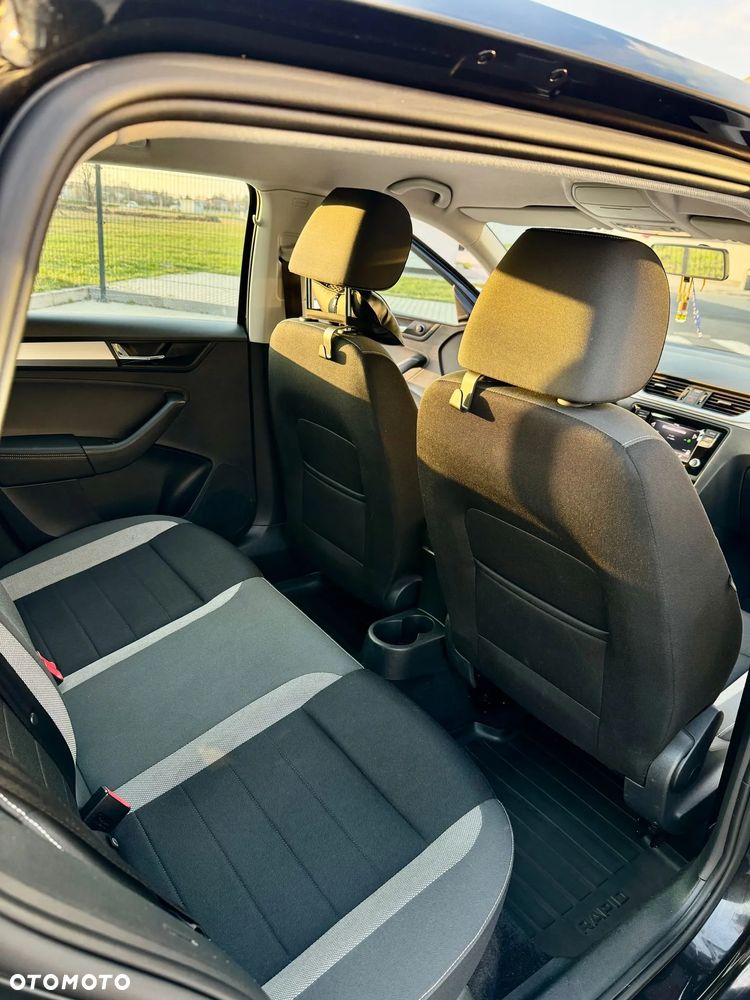 Skoda RAPID 1.0 TSI Ambition - 17