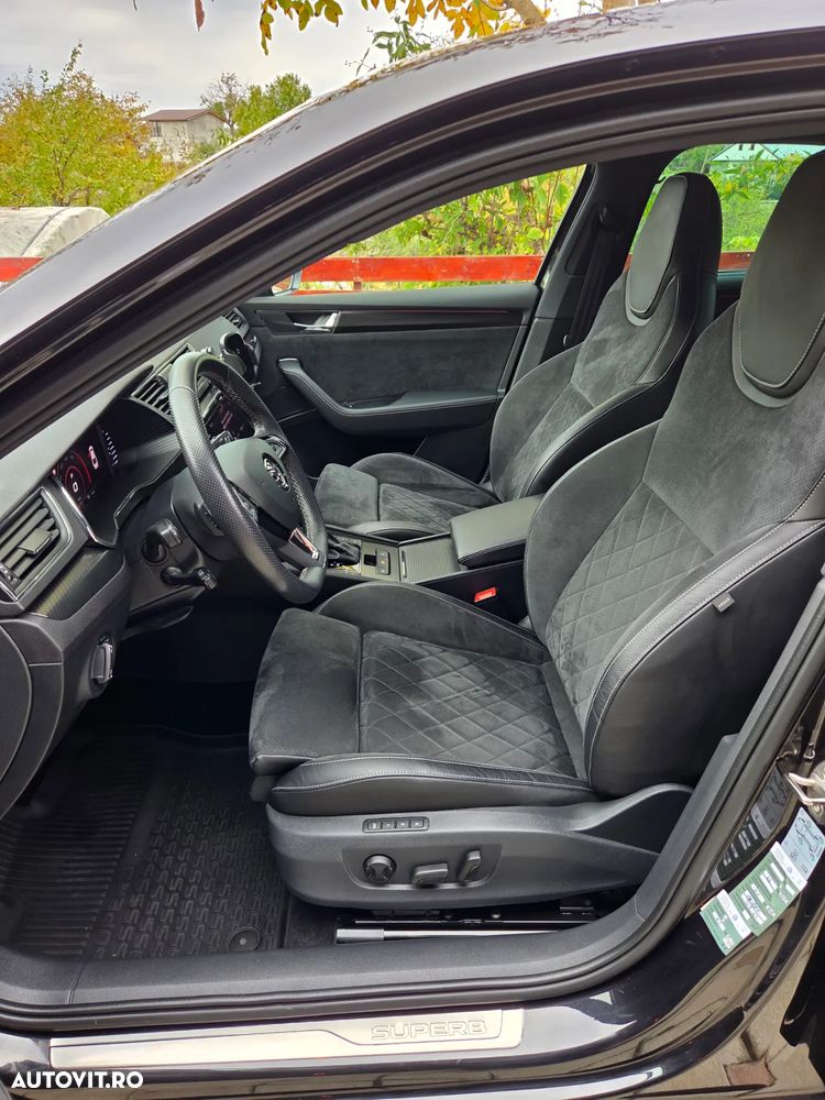 Skoda Superb 2.0 TDI DSG 4X4 Sportline - 30