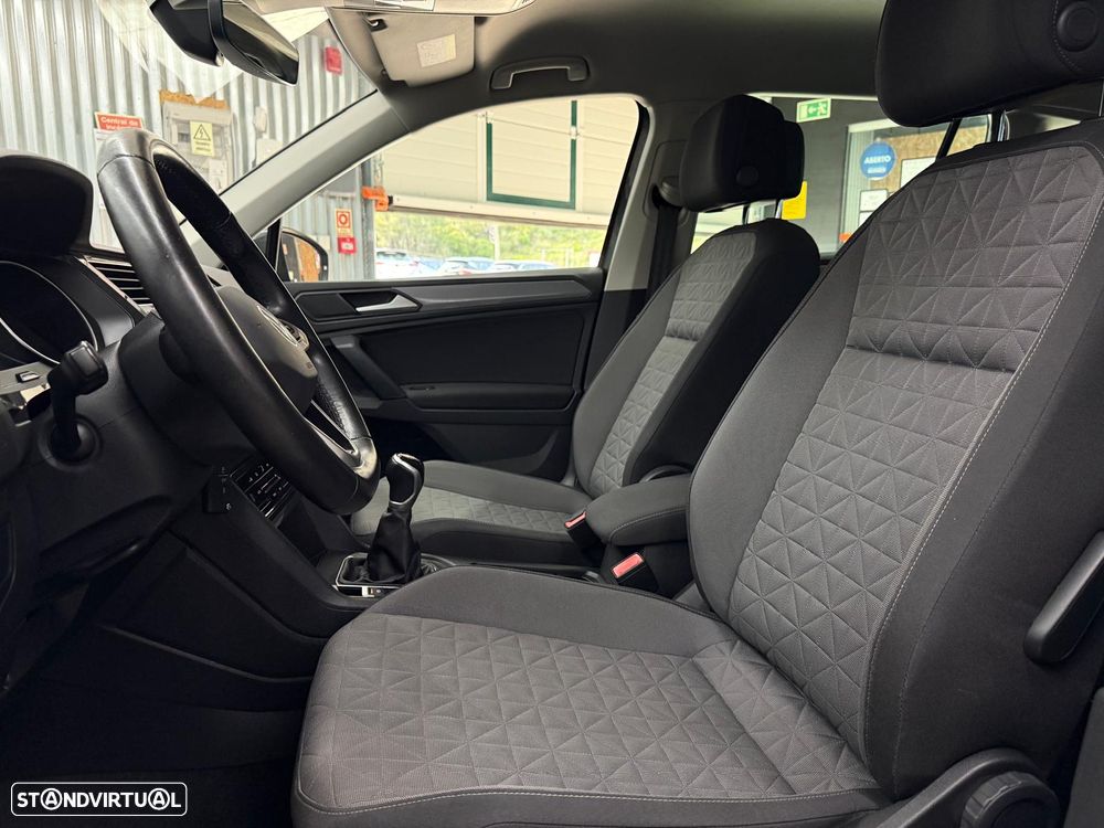 VW Tiguan 2.0 TDI Life - 19
