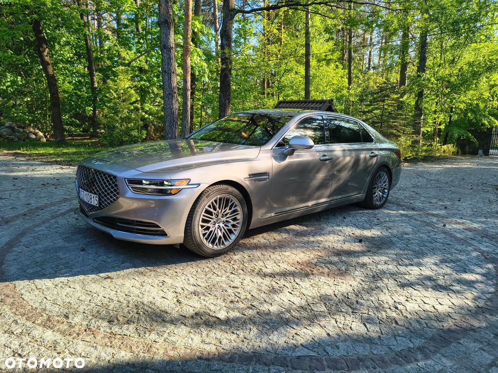 Genesis G90 - 7