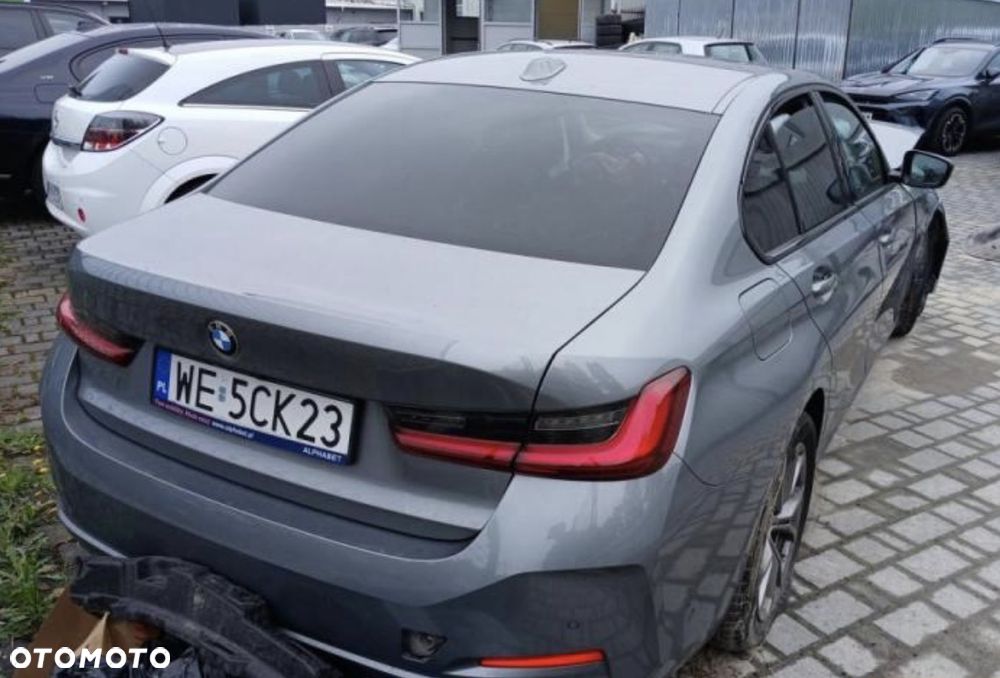 BMW Seria 3 318i Business Edition - 1
