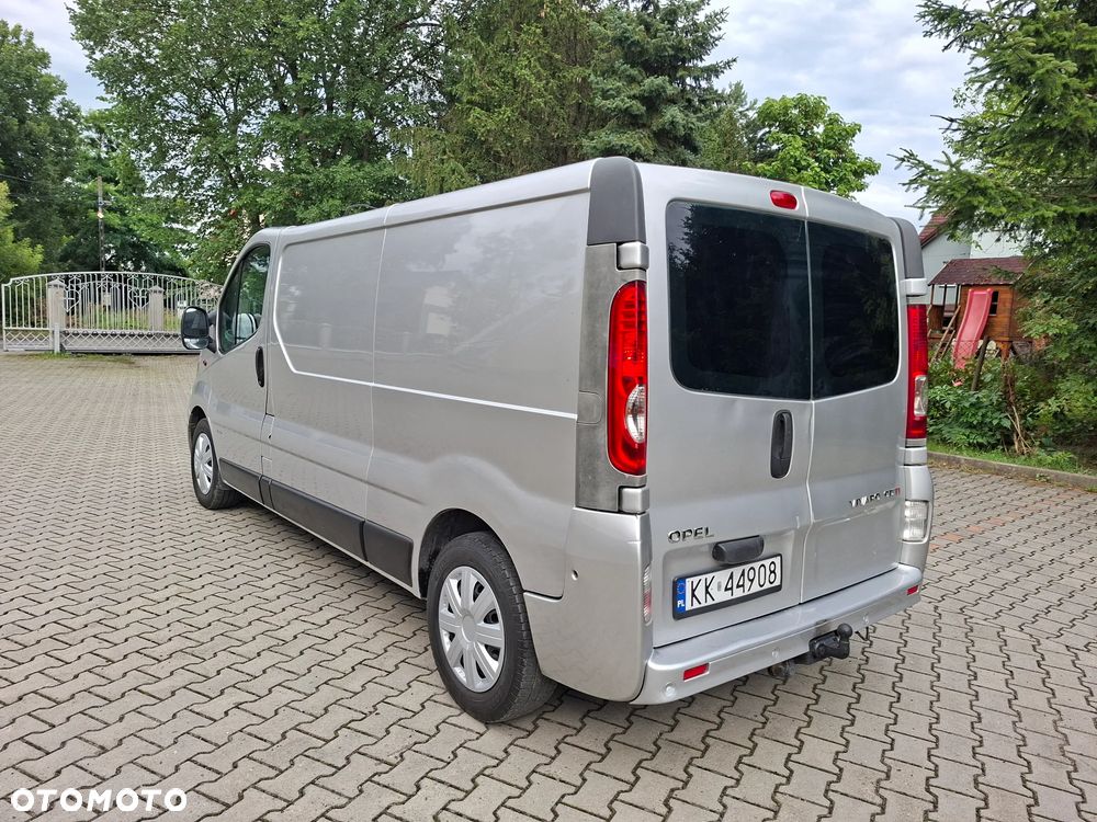Opel Vivaro - 4