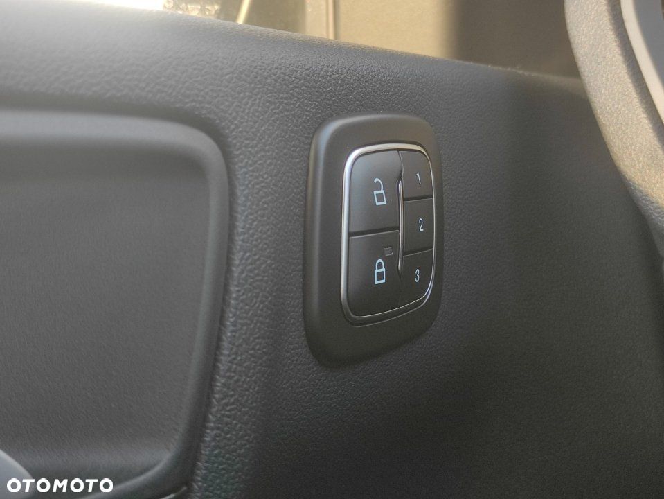 Ford Kuga - 23