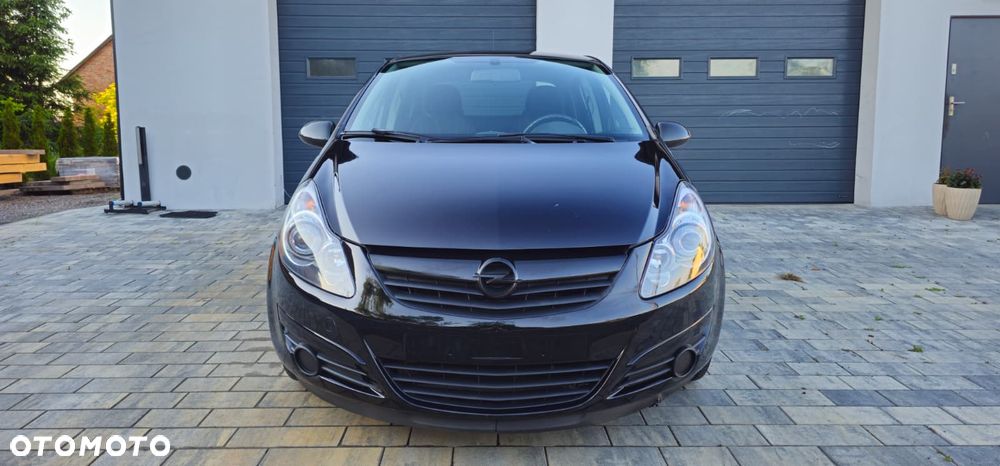 Opel Corsa 1.2 16V Innovation - 2