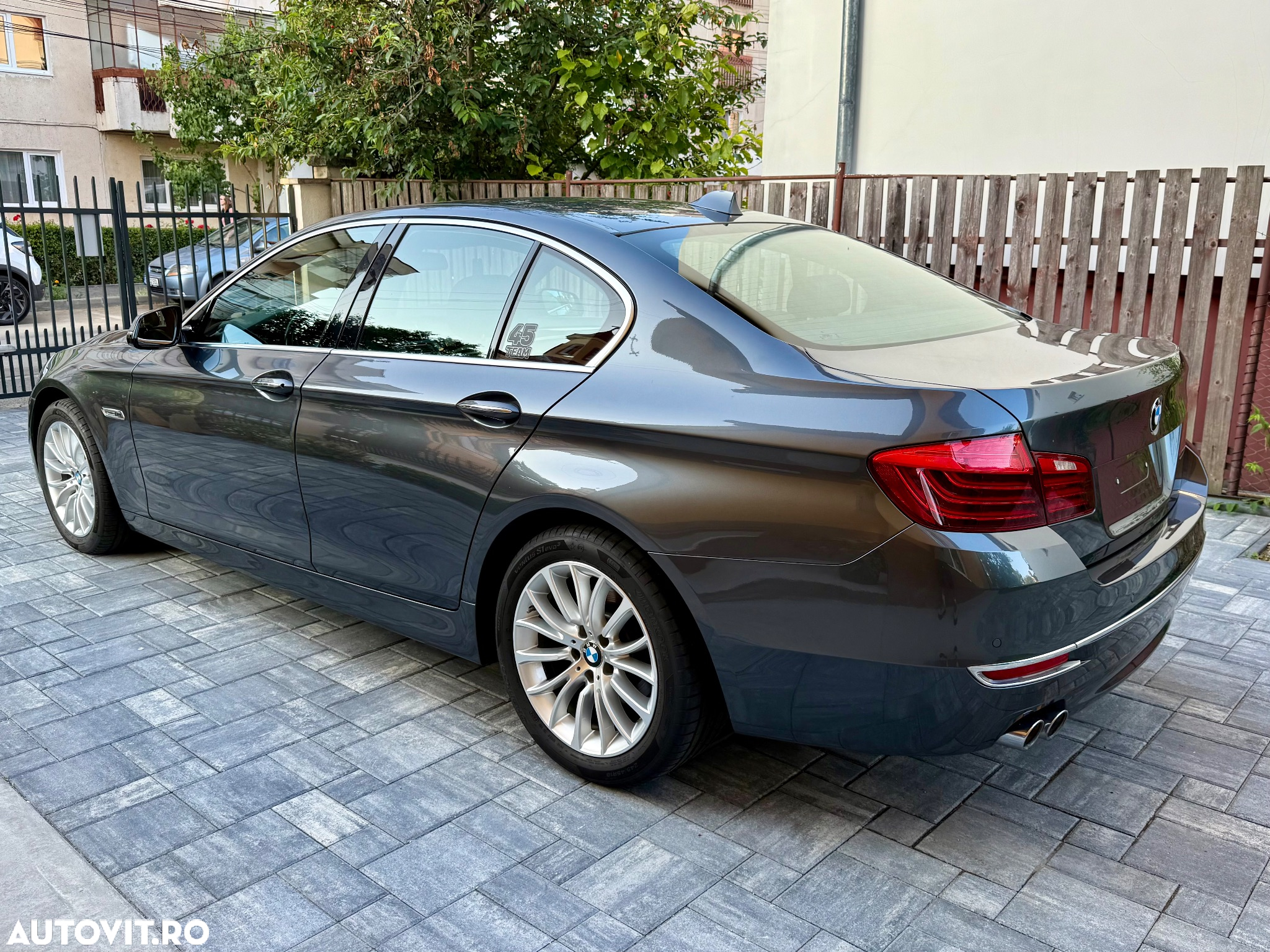 BMW Seria 5 520d xDrive Aut. Luxury Line - 4