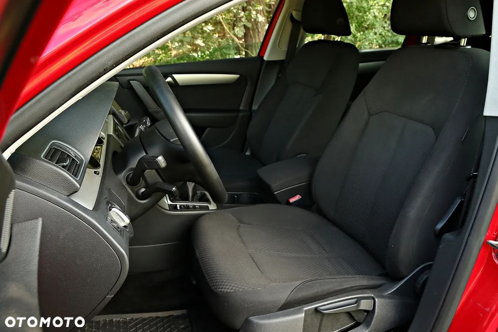 Volkswagen Passat Variant 1.6 TDI BlueMotion Technology Highline - 30