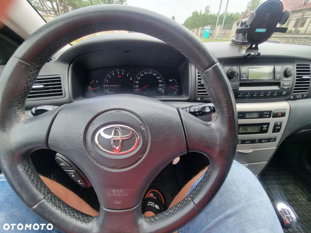 Toyota Corolla 1.6 VVT-i Prestige - 3