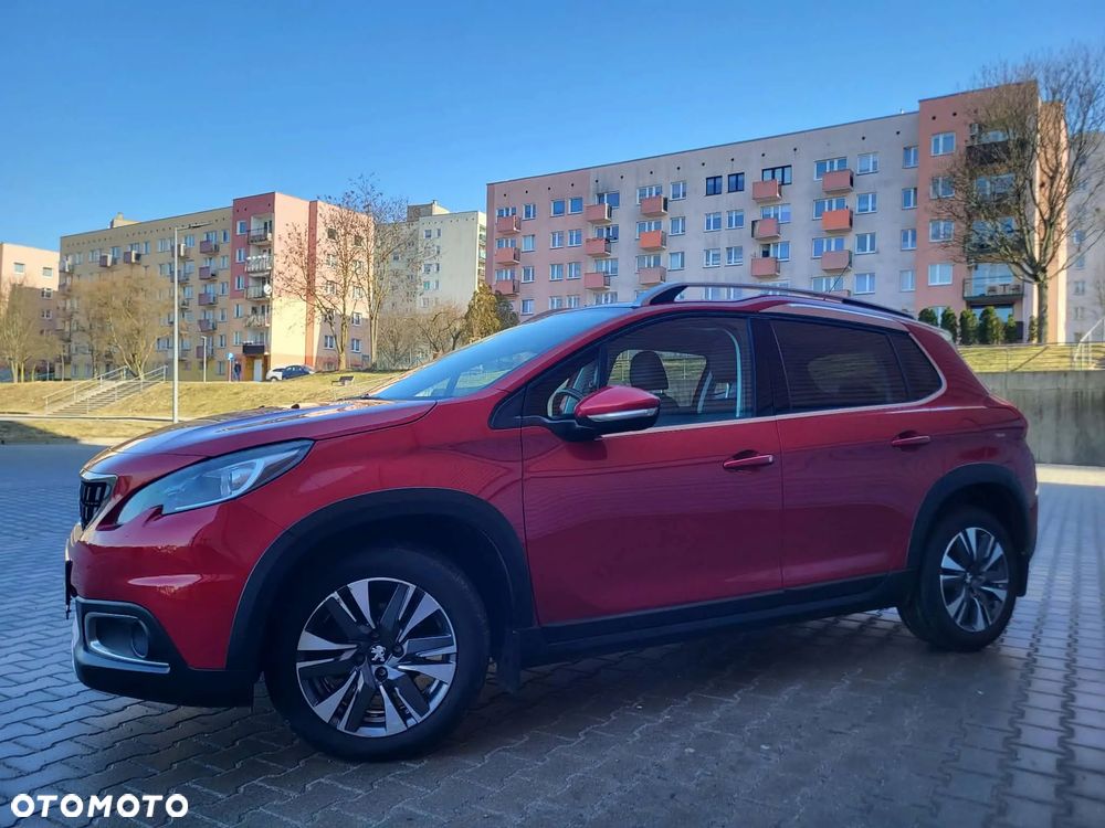 Peugeot 2008 BlueHDi 100 STOP & START Allure - 17