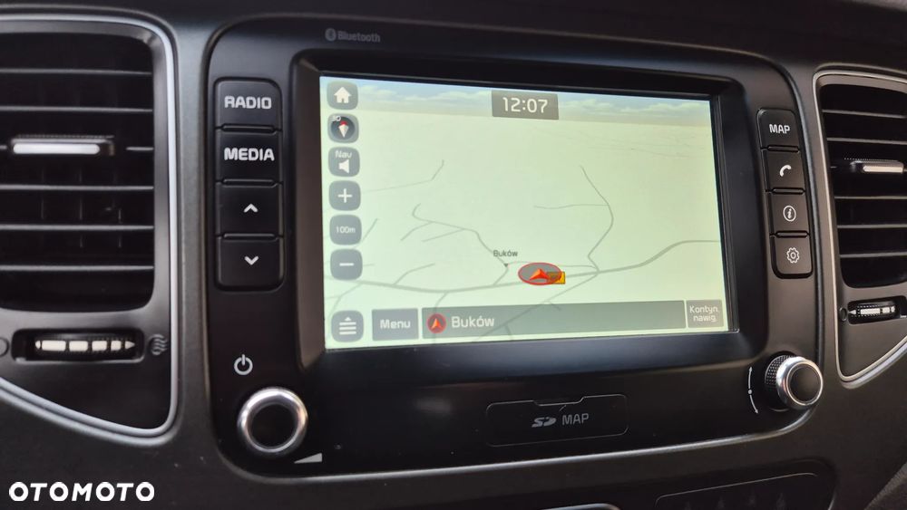 Kia Carens 1.6 GDI Dream Team Edition - 22