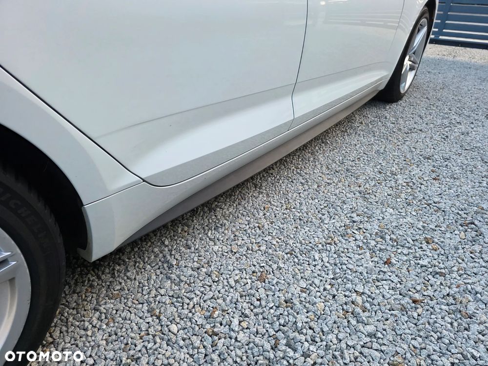 Audi A5 Sportback 40 TDI S tronic S line - 9
