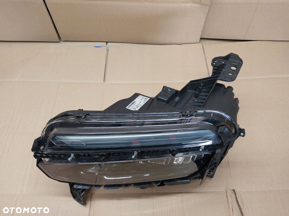 lampa lewa przód kompletna full led 52218721 jeep avenger europa - 2