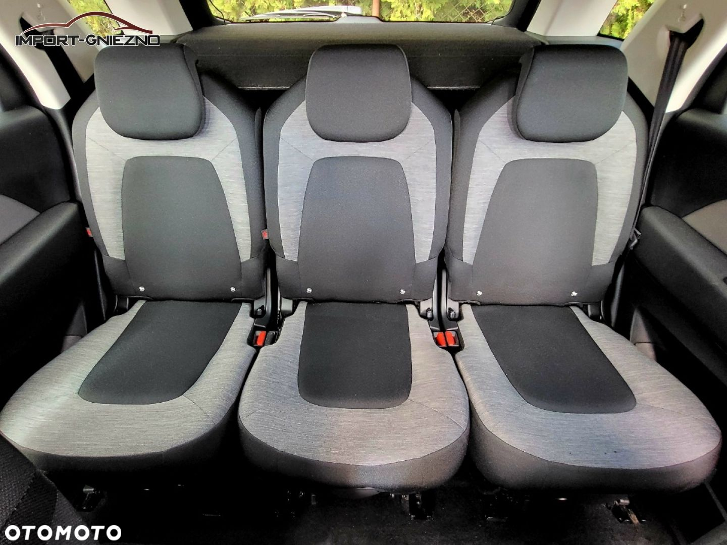 Citroën C4 Picasso - 10