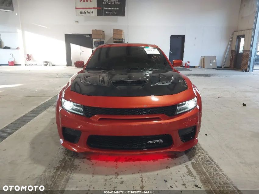 Dodge Charger 6.2 Hellcat - 10