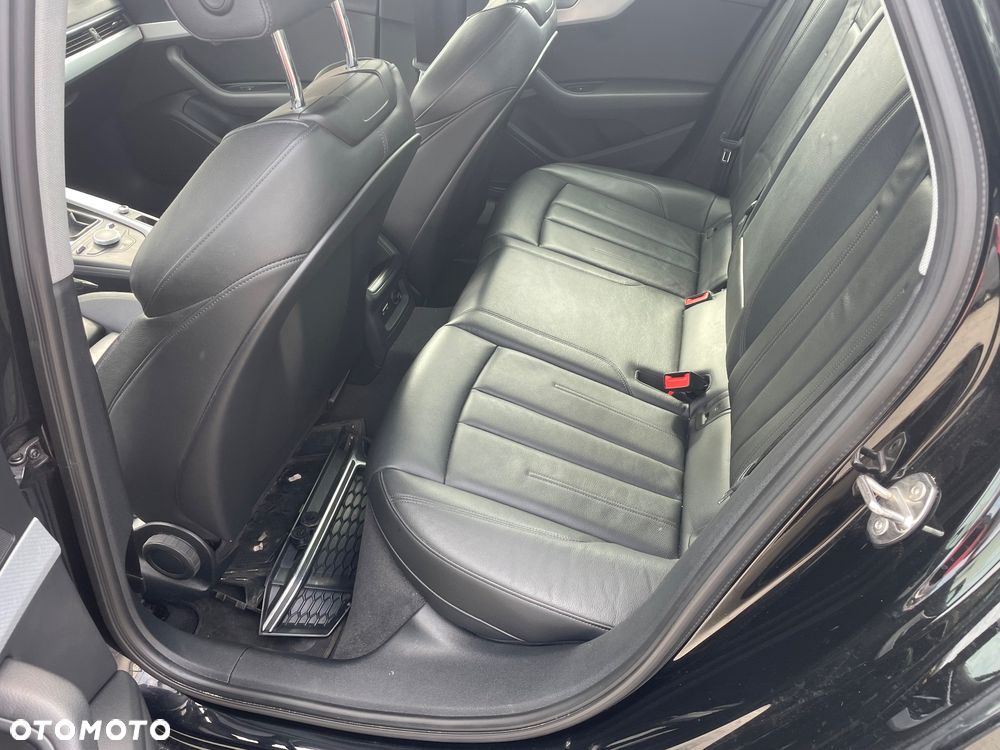 Audi A4 Limousine 35 TFSI advanced - 12