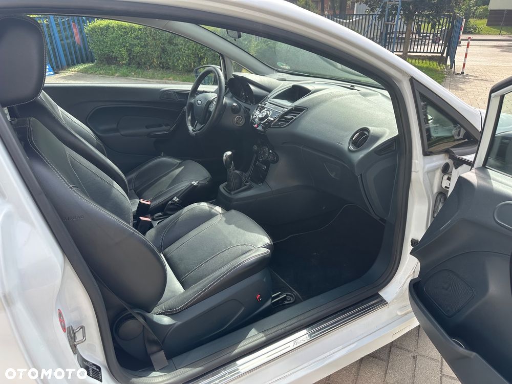 Ford Fiesta 1.6 Ti-VCT S - 12