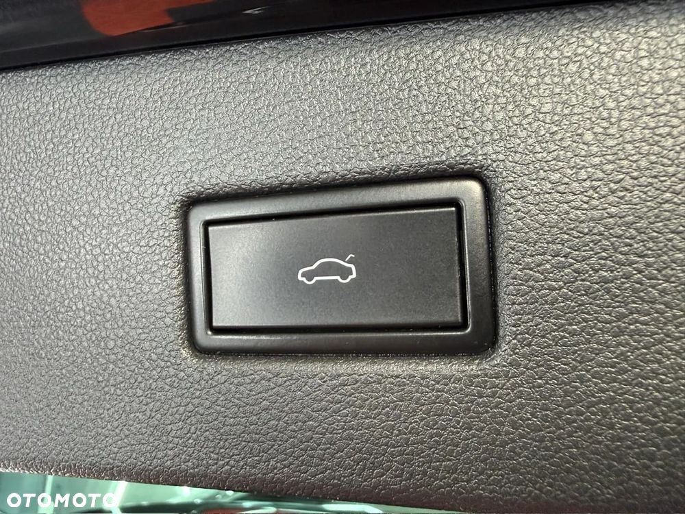 Volkswagen Tiguan 2.0 TDI SCR 4MOTION DSG Highline - 27