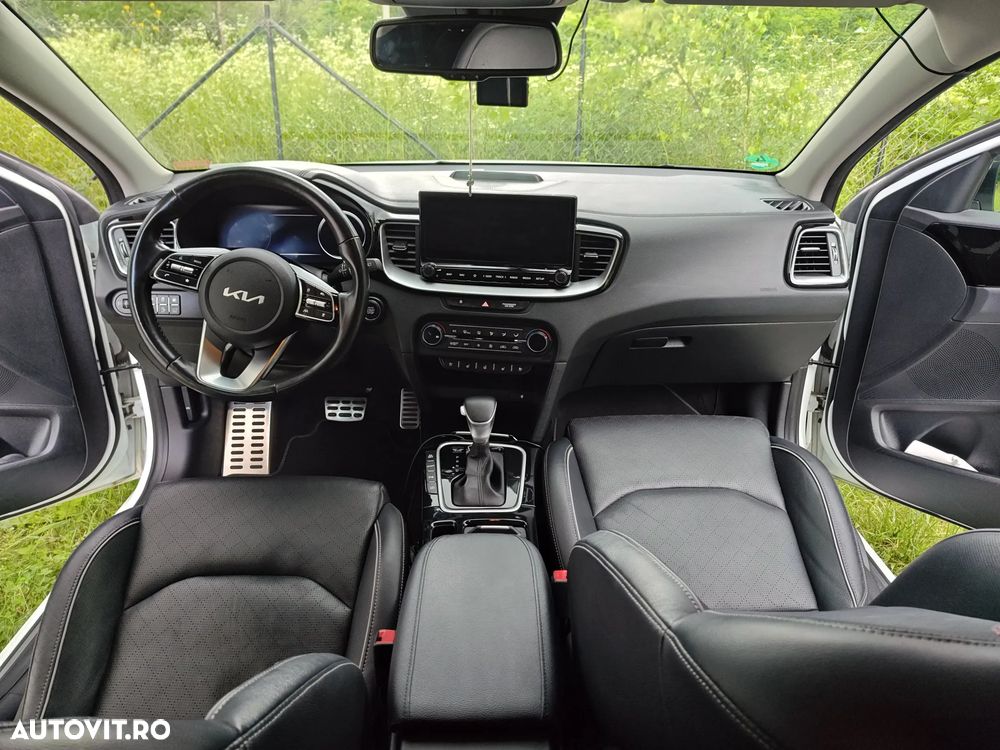 Kia Ceed 1.6 GDI DCT OPF Platinum Edition - 1