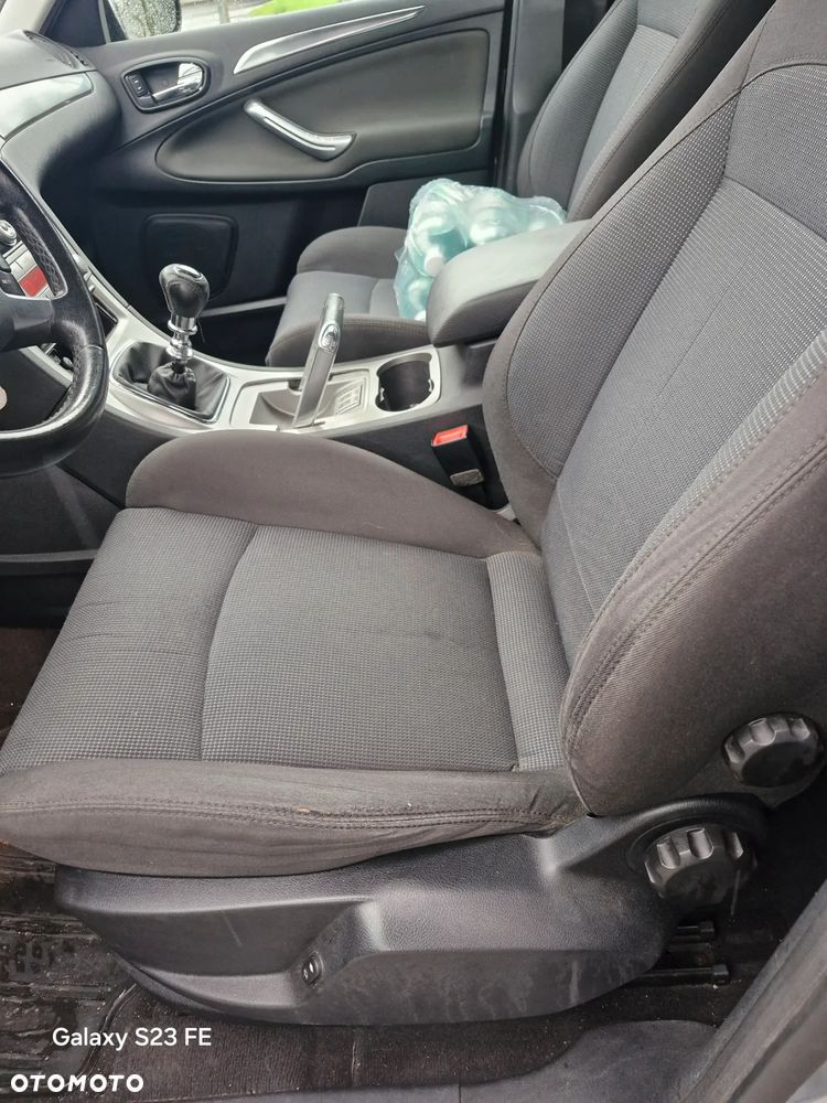 Ford S-Max 2.0 TDCi Trend - 23
