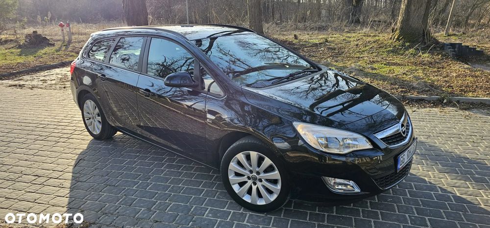Opel Astra 1.4 Turbo 150 Jahre - 24
