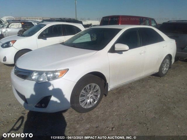 TOYOTA CAMRY VII obudowa kierownicy zegarów 11-17 - 8