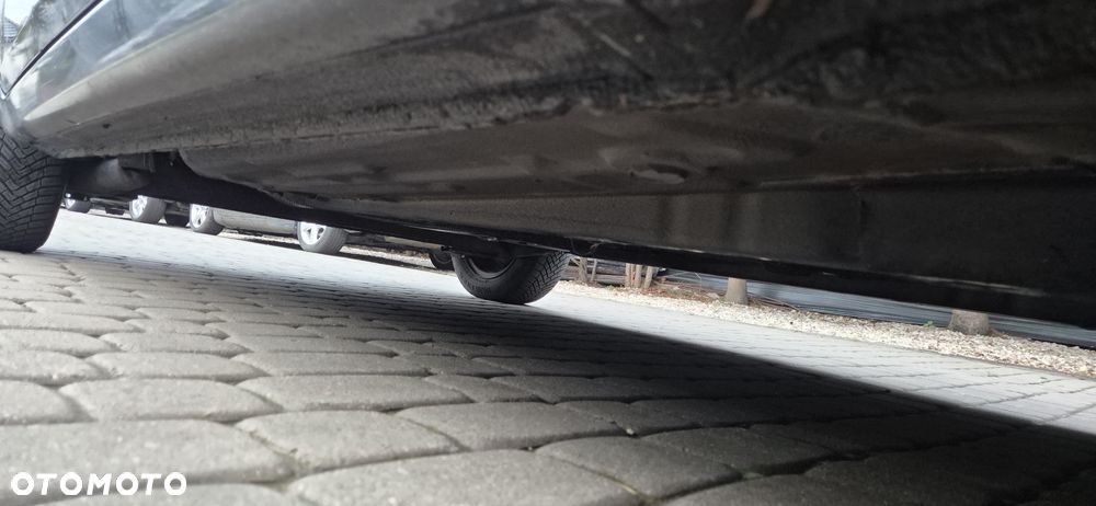 Ford Fiesta 1.4 Ambiente - 13