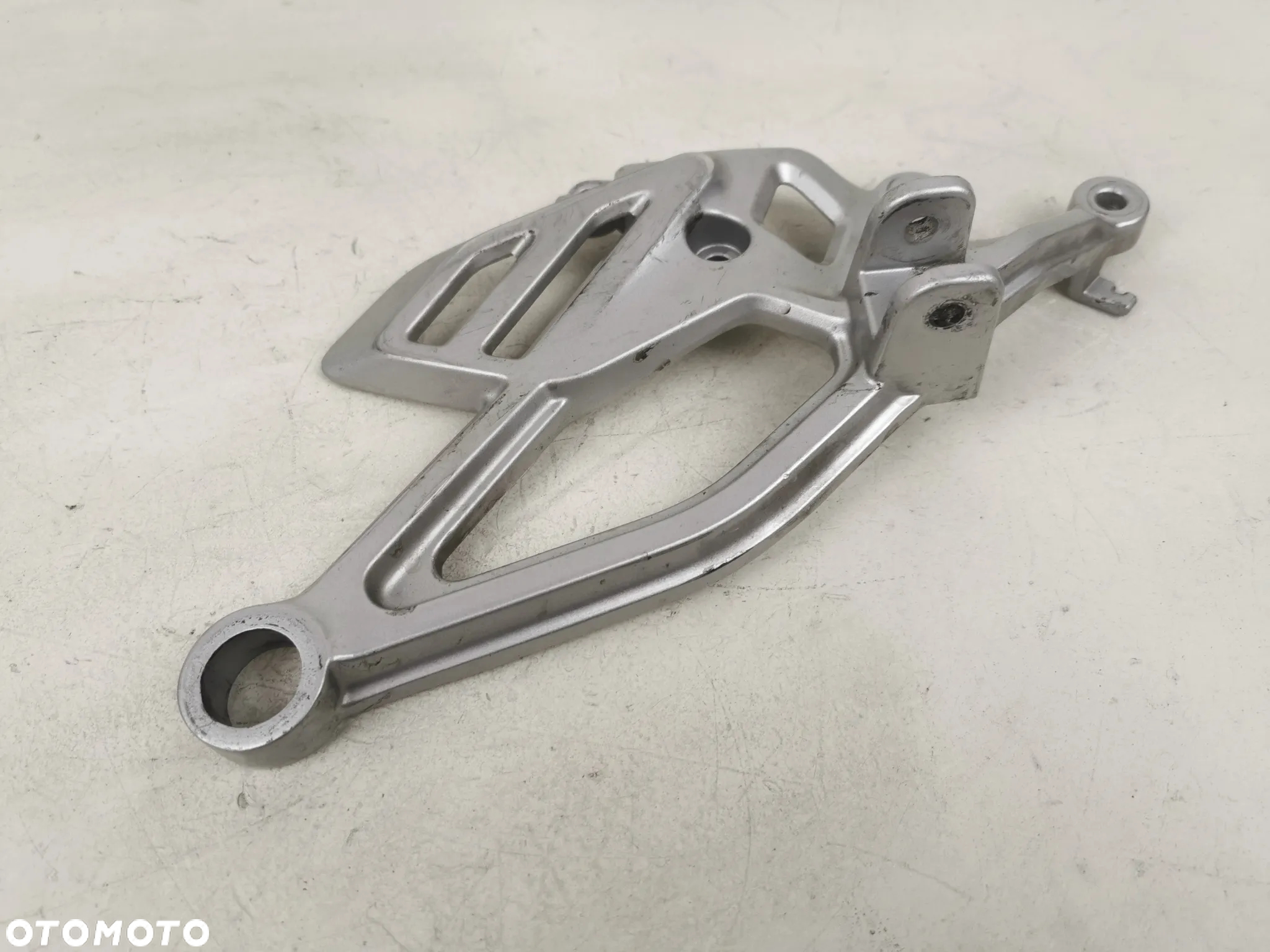 Yamaha R125 set prawy przód kierowcy 19- - 4