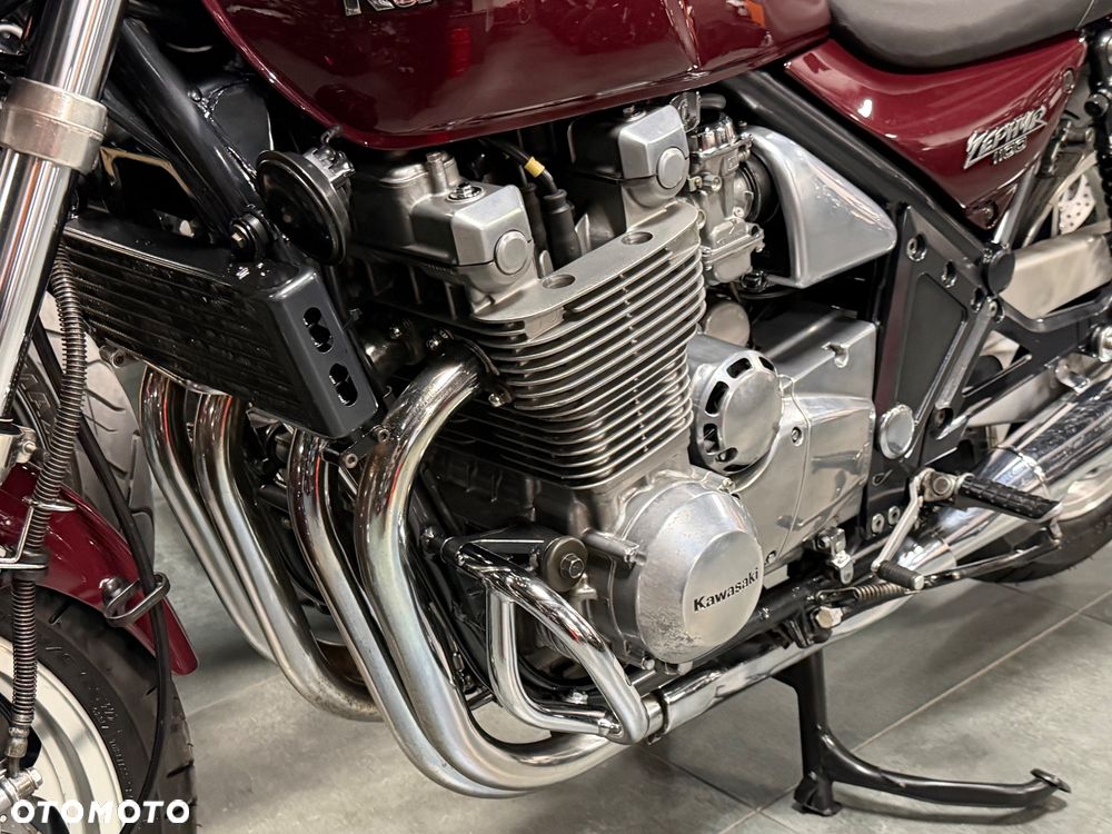 Kawasaki Zephyr - 38